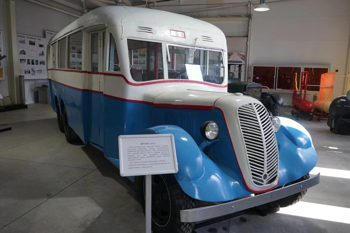 ЗИС-8 автобус