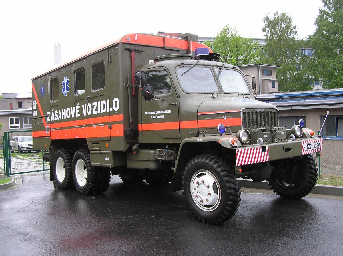 Грузовик Praga v3s