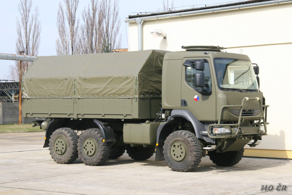 Армейский грузовик Татра