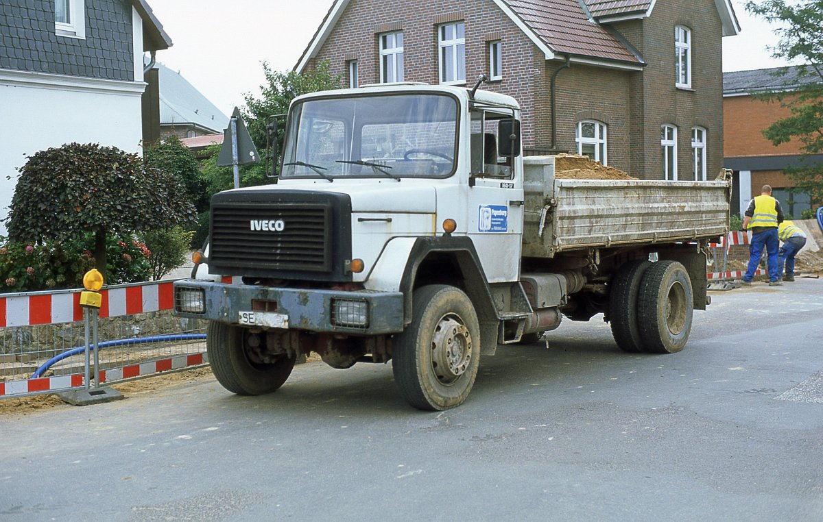 Грузовики unic