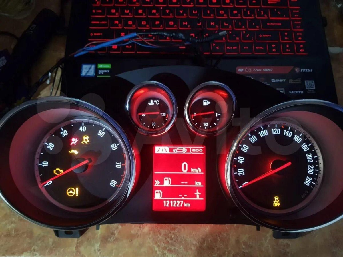 Приборная панель Opel Astra j