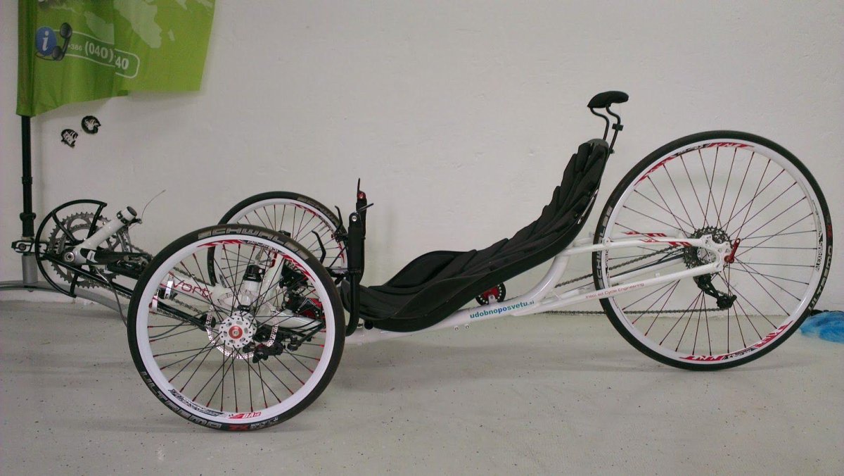 Веломобиль лигерад