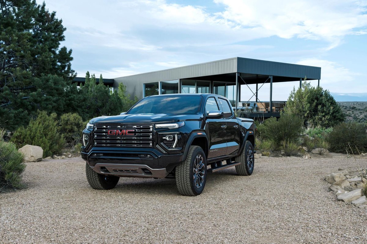 GMC Denali 2023