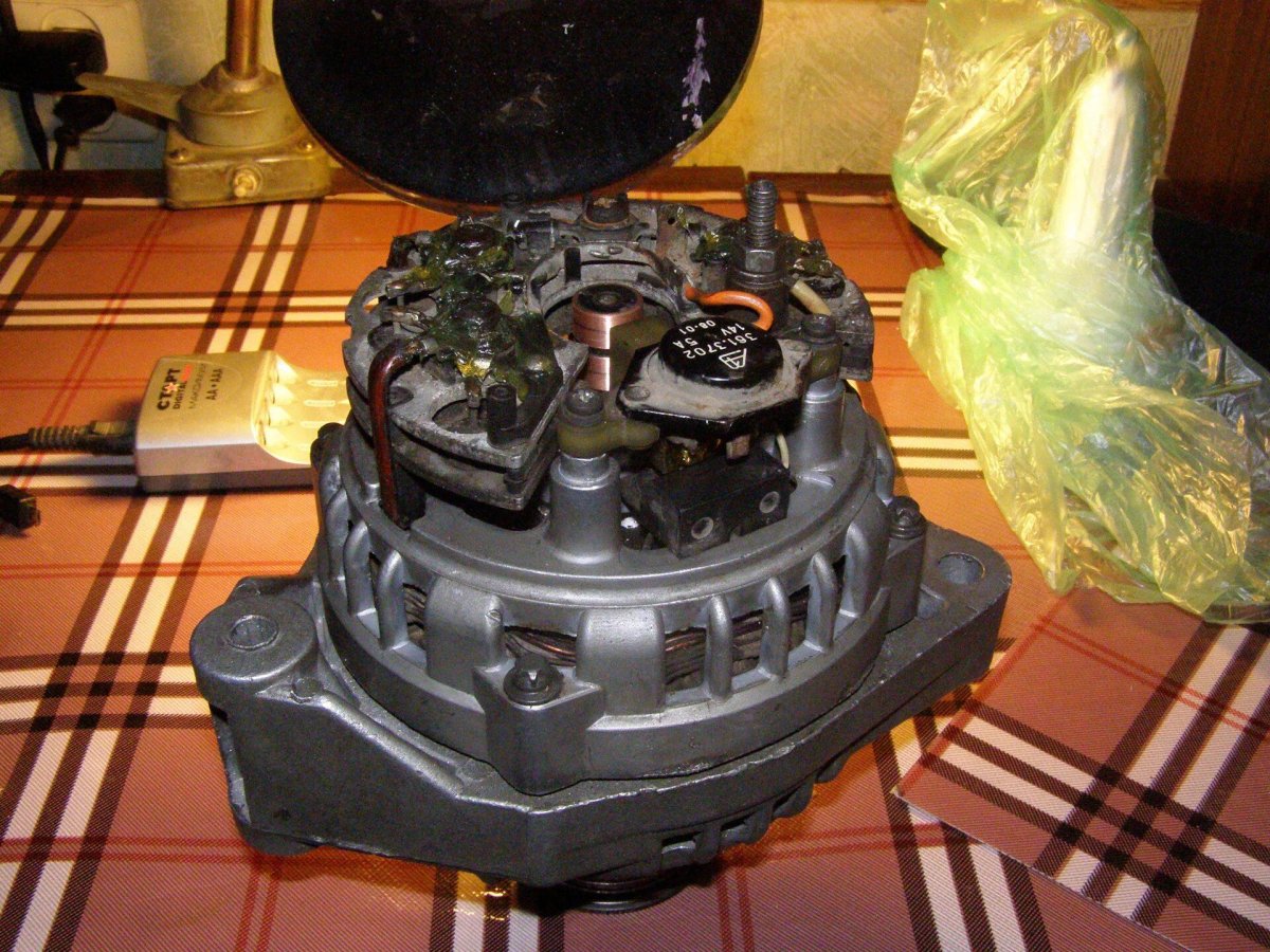 Генератор ВАЗ ВАЗ 2110