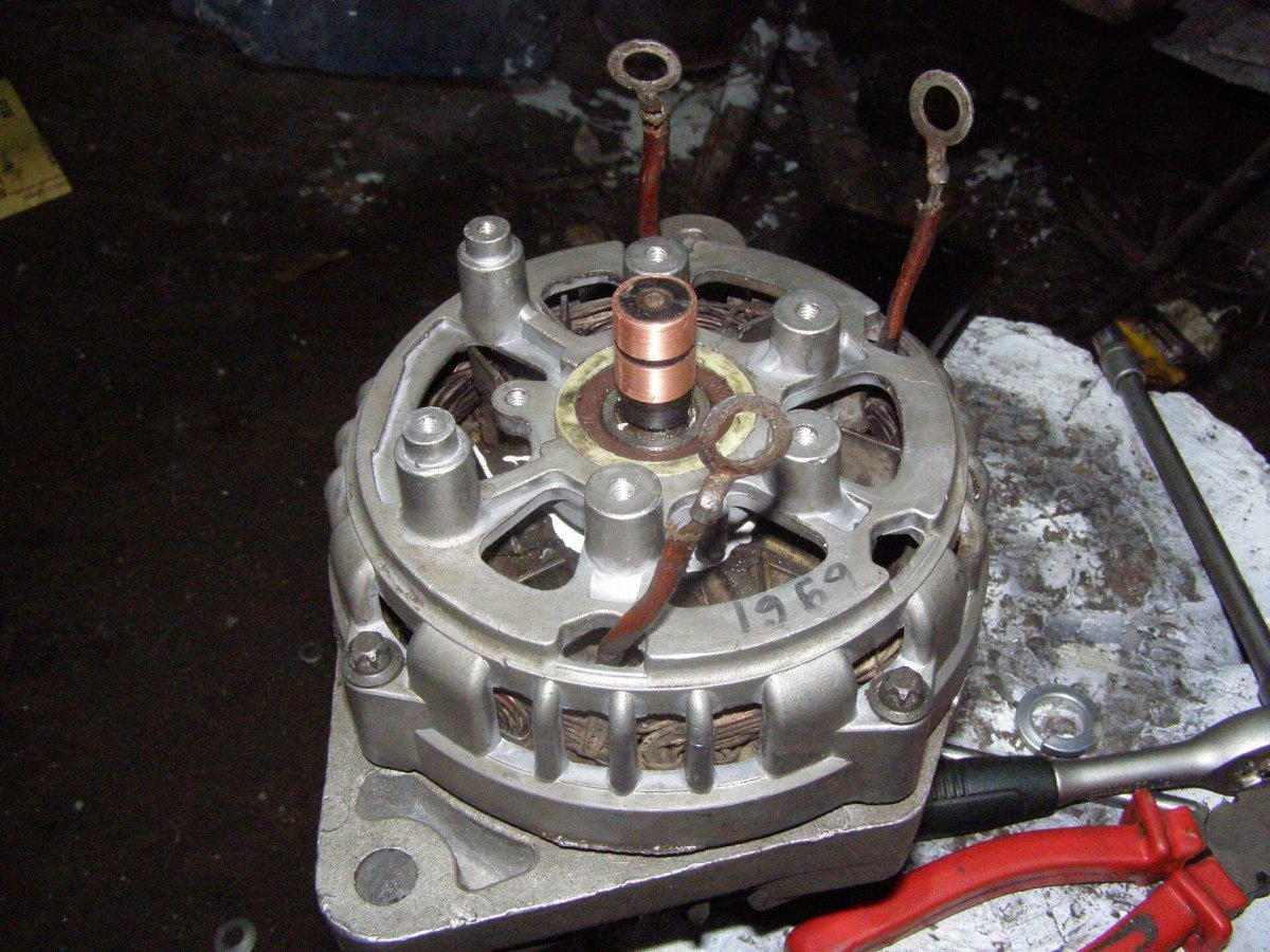 Генератор ВАЗ 2110