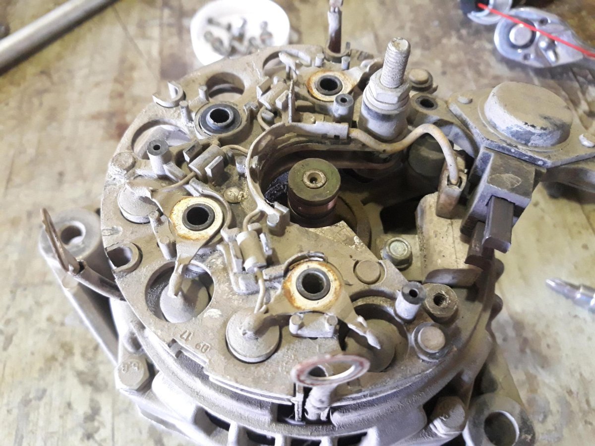 Диодный мост генератора ВАЗ 2114