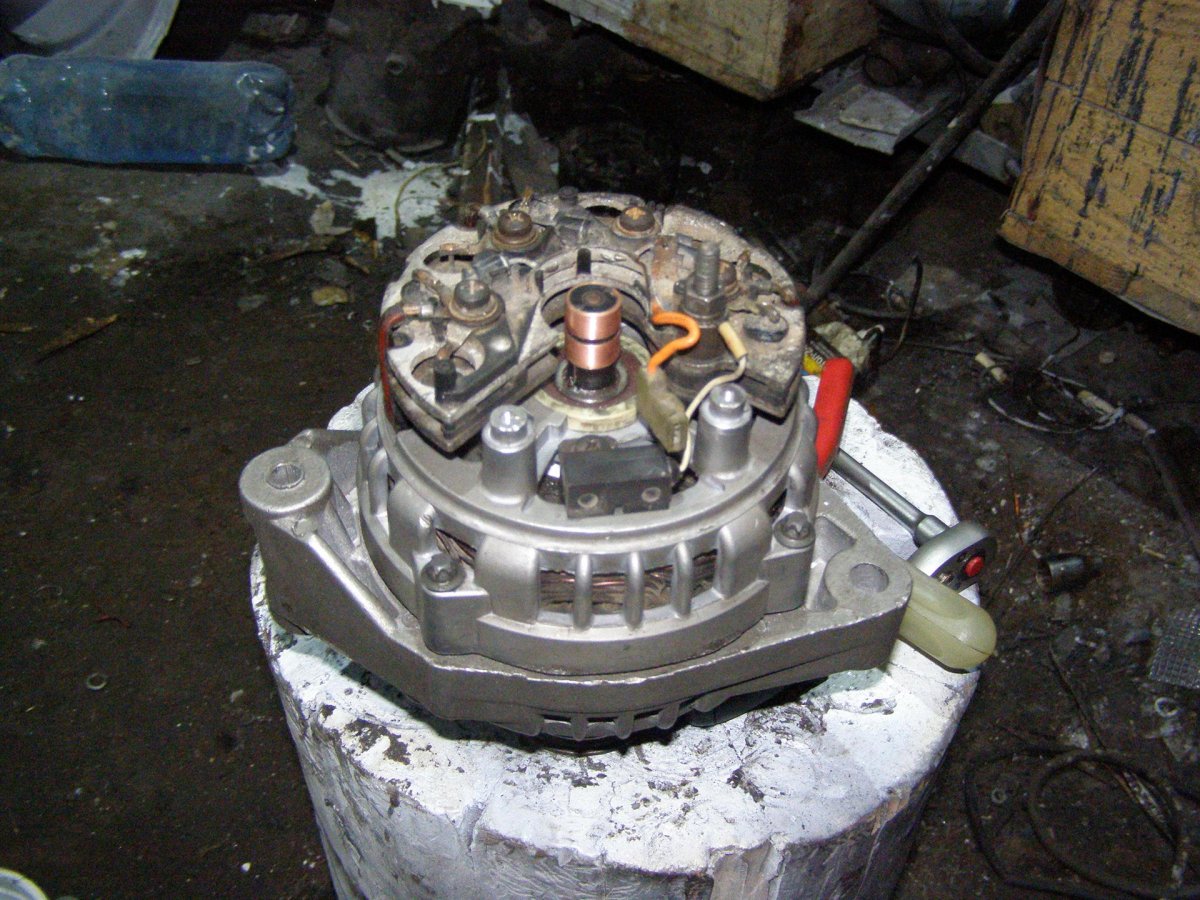 Генератор ВАЗ 2110