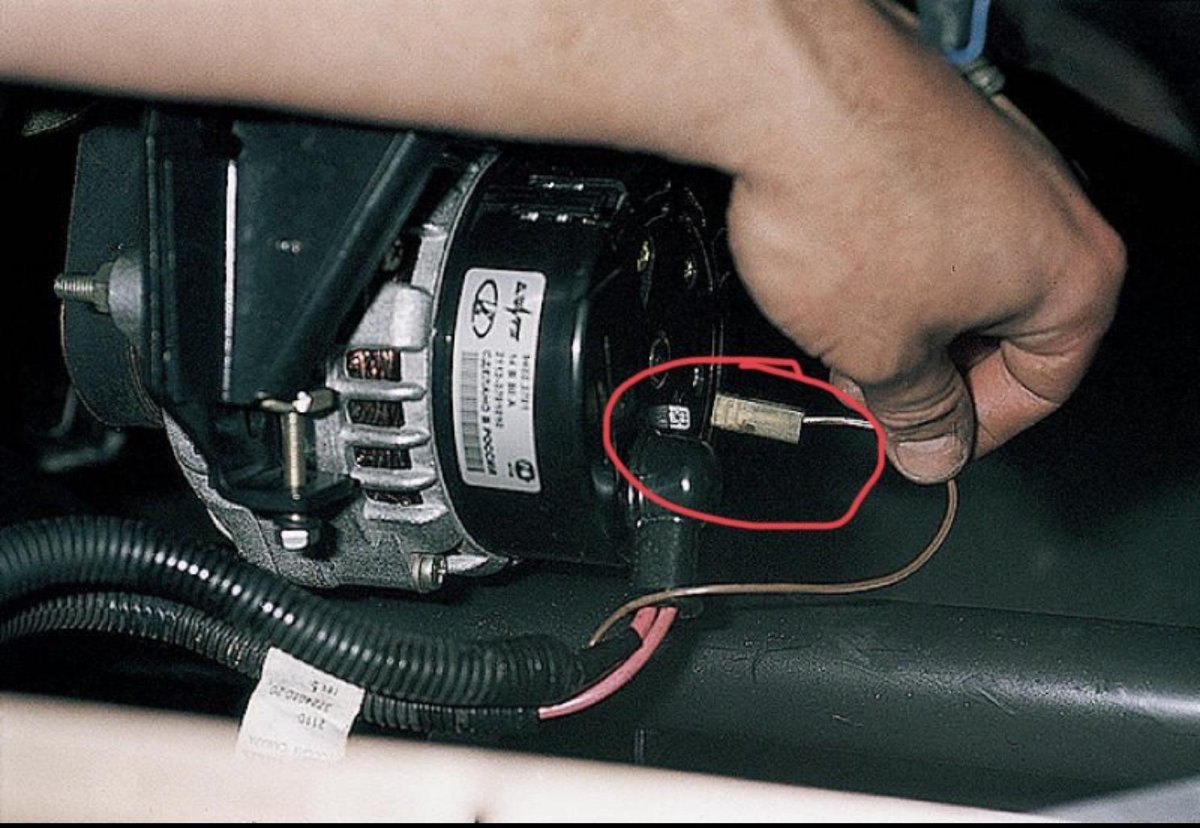 Генератор зарядки ВАЗ 2110