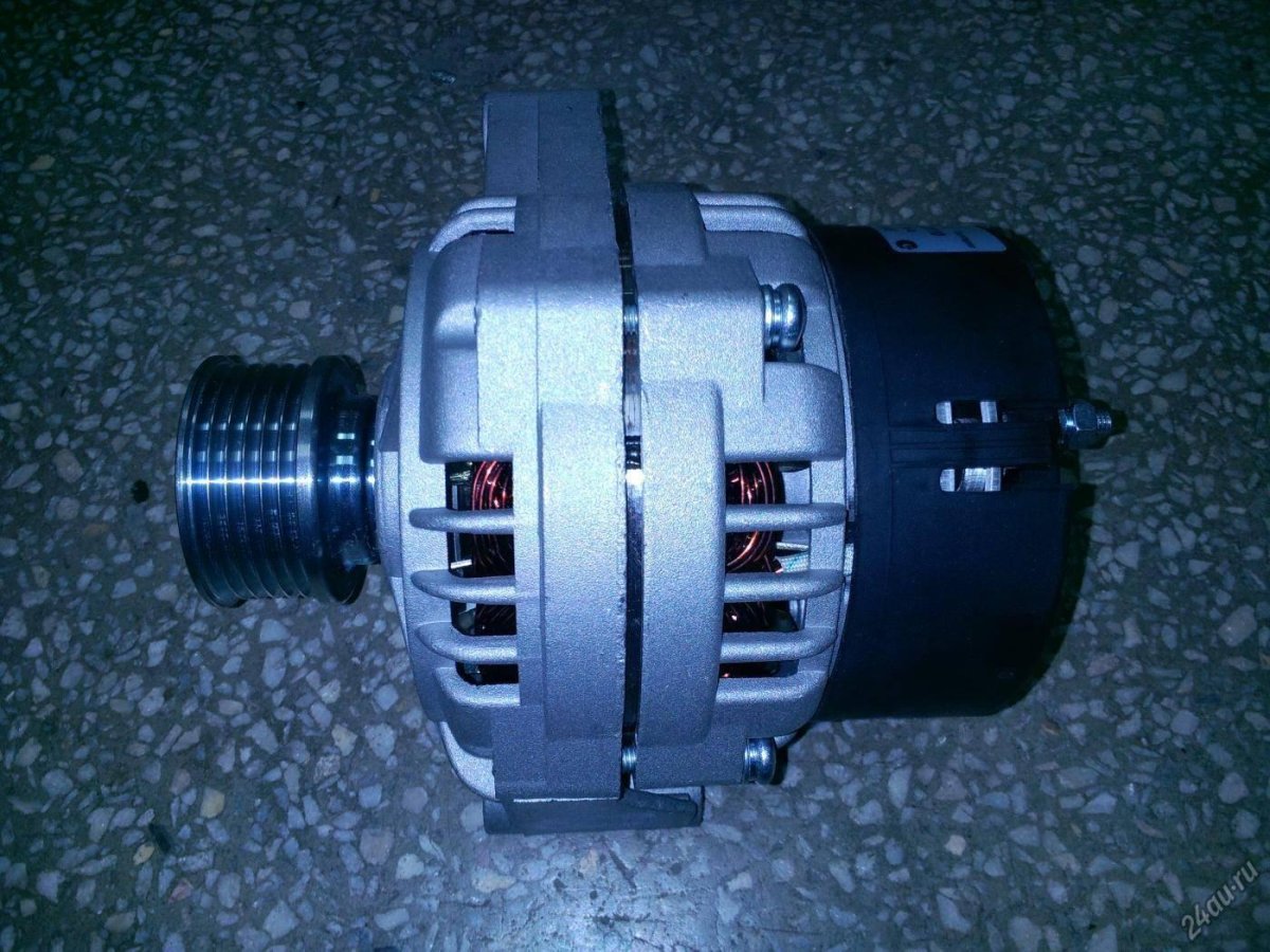Генератор от ВАЗ 2114