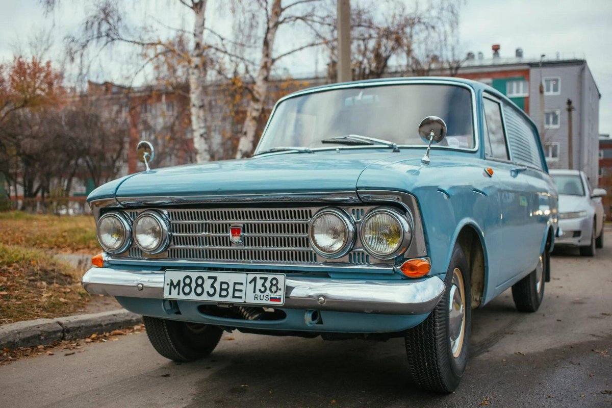 Москвич 2734