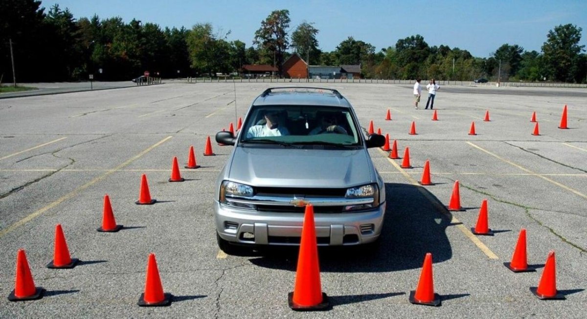 Учебный автомобиль