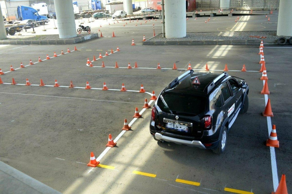 Автошкола драйв Красноярск Айвазовского автодром