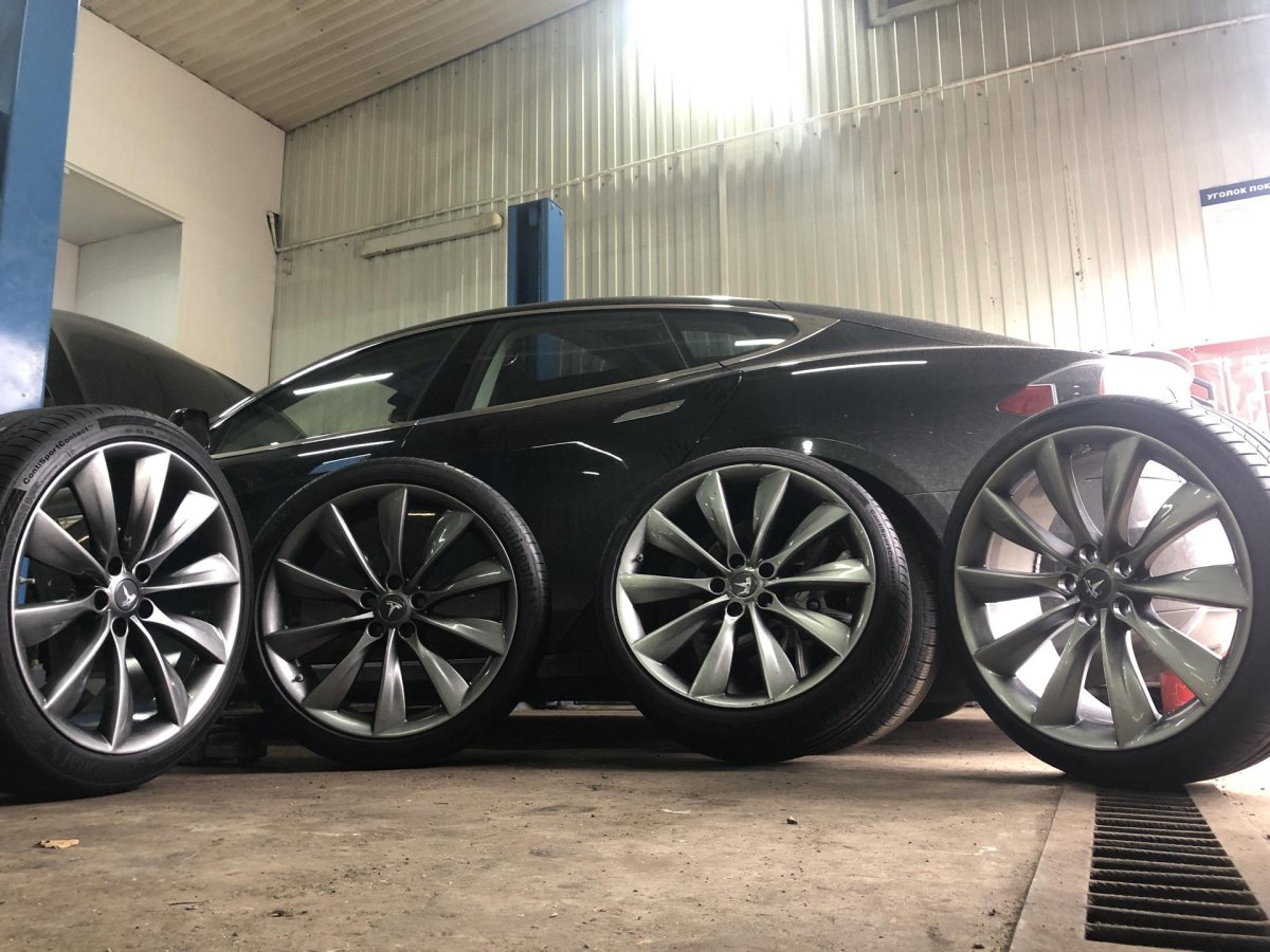 Диски для Tesla model s r20