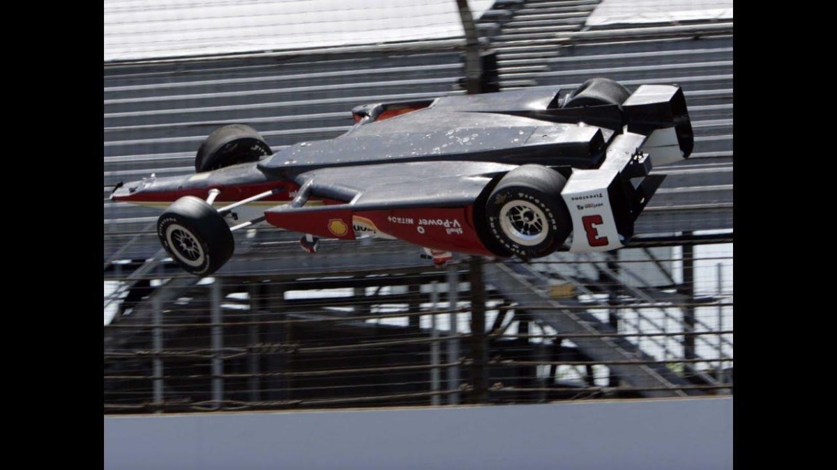 Болид Индикар