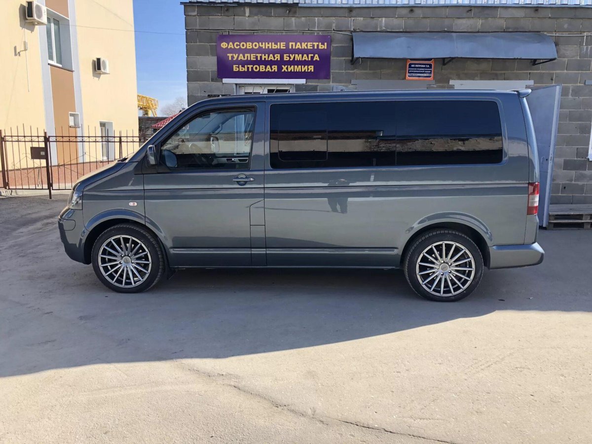 Фольксваген Мультивен т5