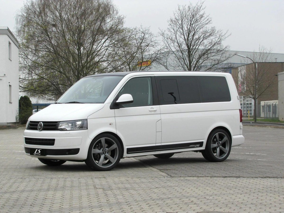 Volkswagen Multivan t5 Black