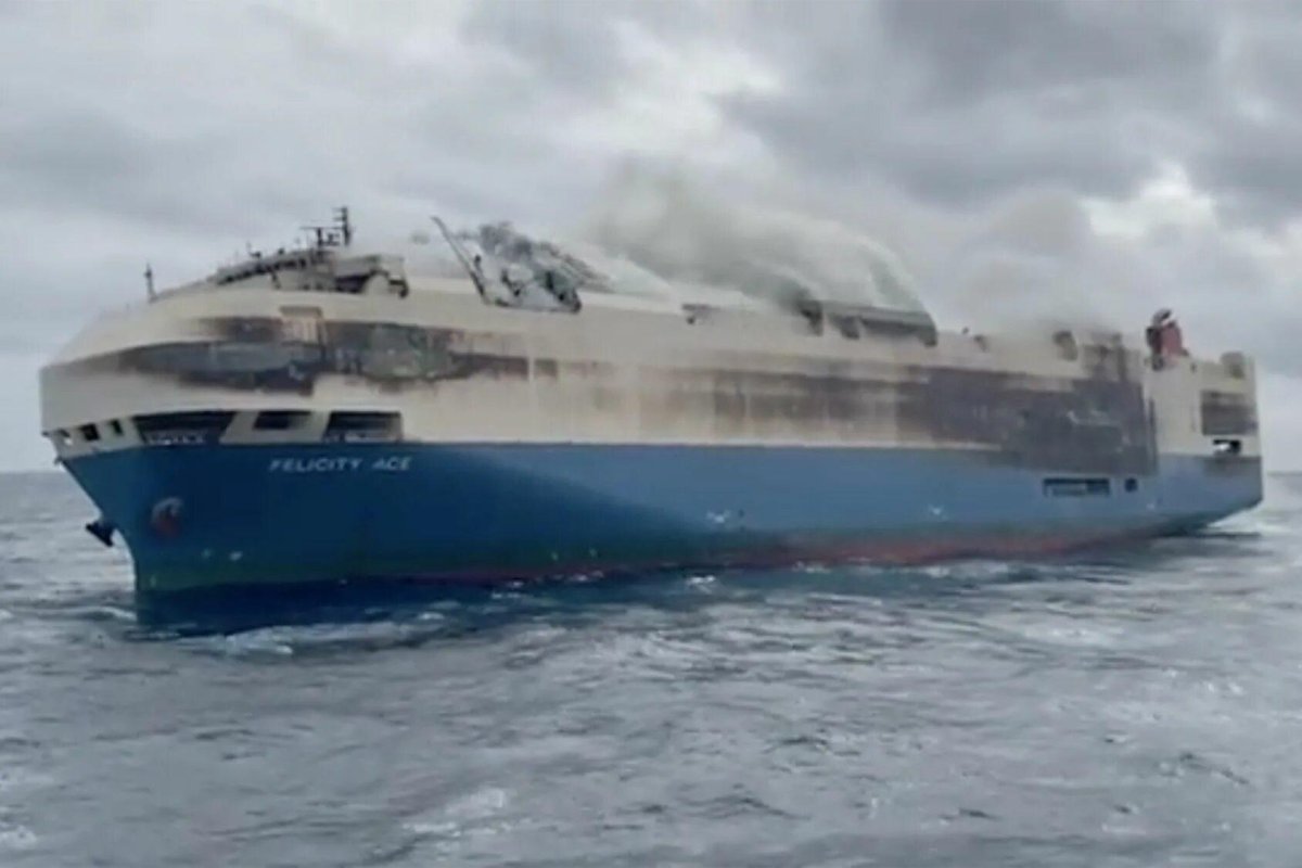 Felicity Ace затонул