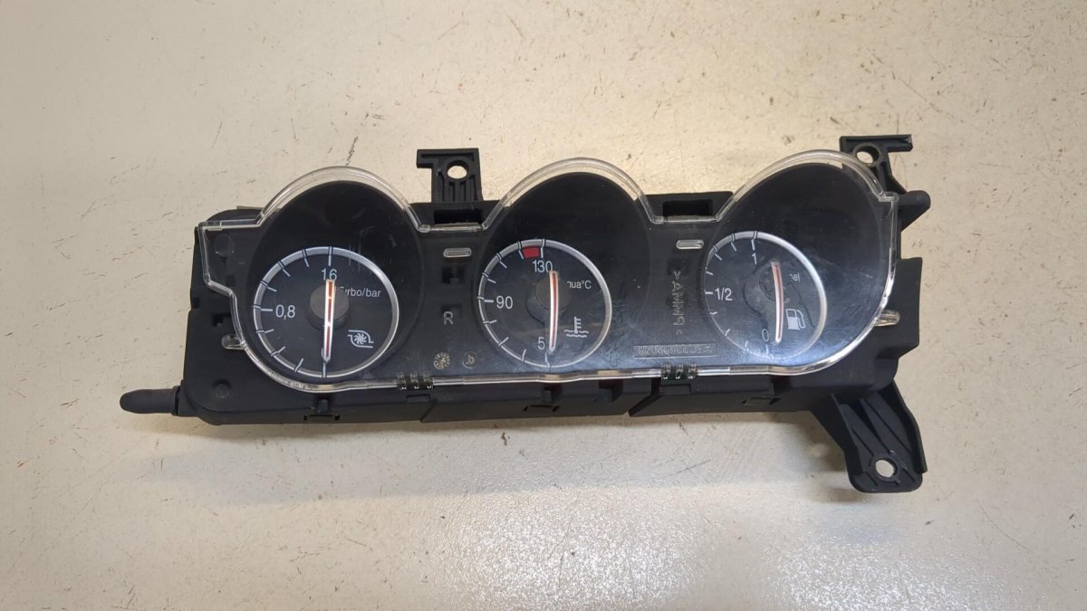 Кронштейн приборной панели Альфа