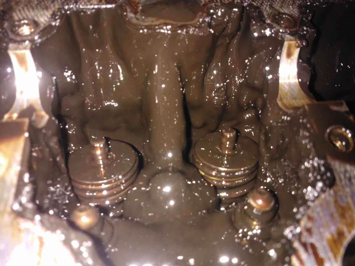 Долго не менял масло в двигателе