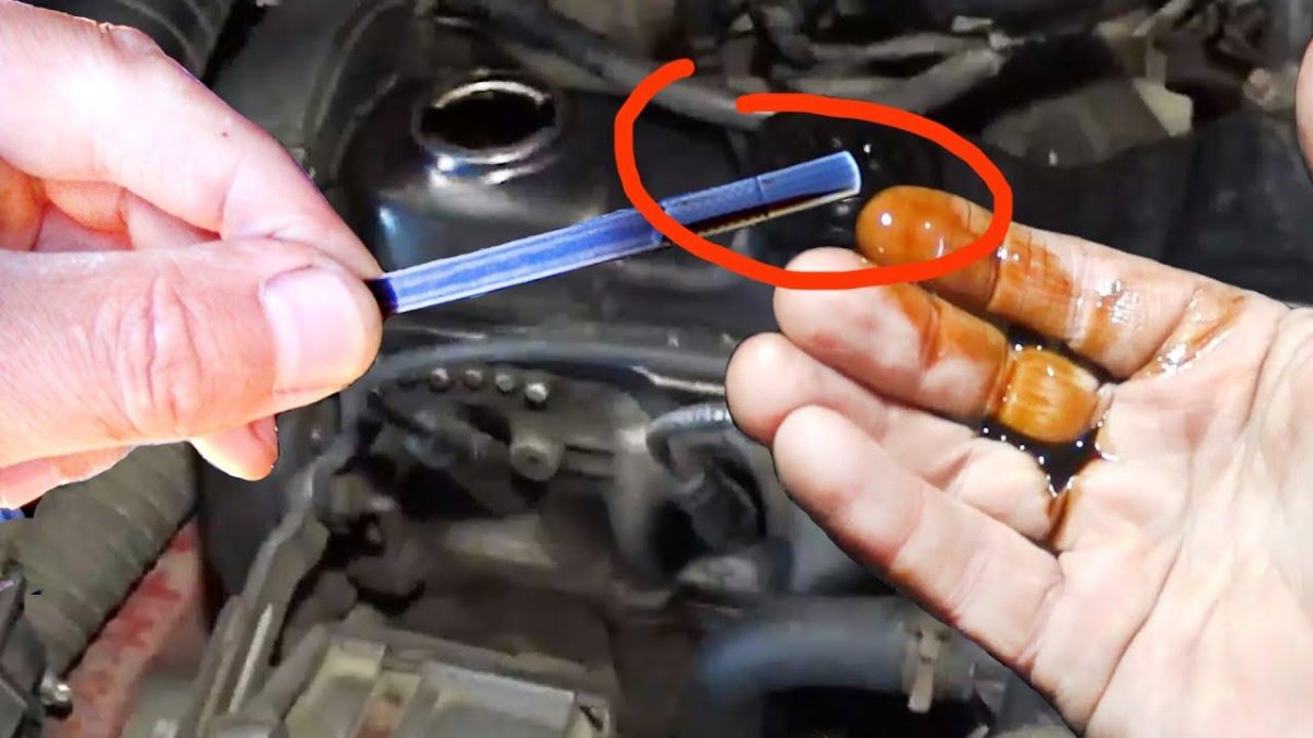 Цвет масла на щупе