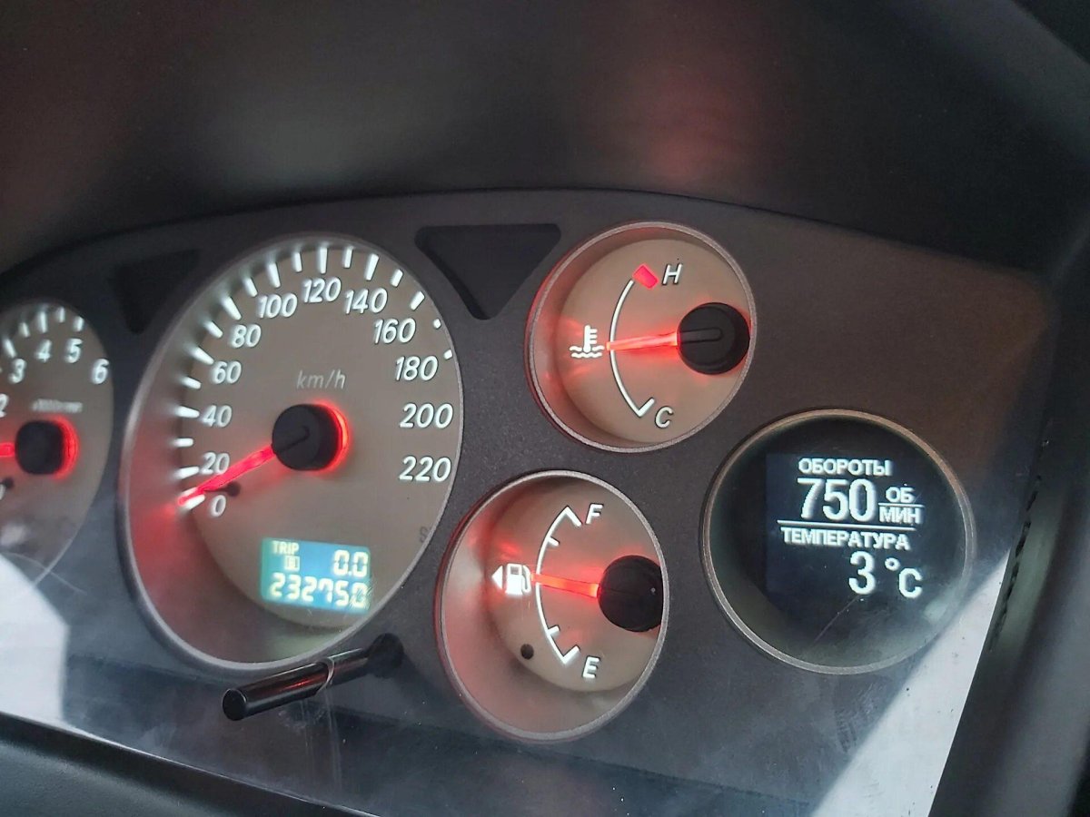 Приборная панель Lancer 9