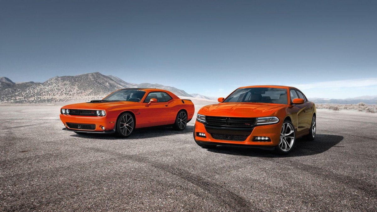 Dodge Challenger vs Charger