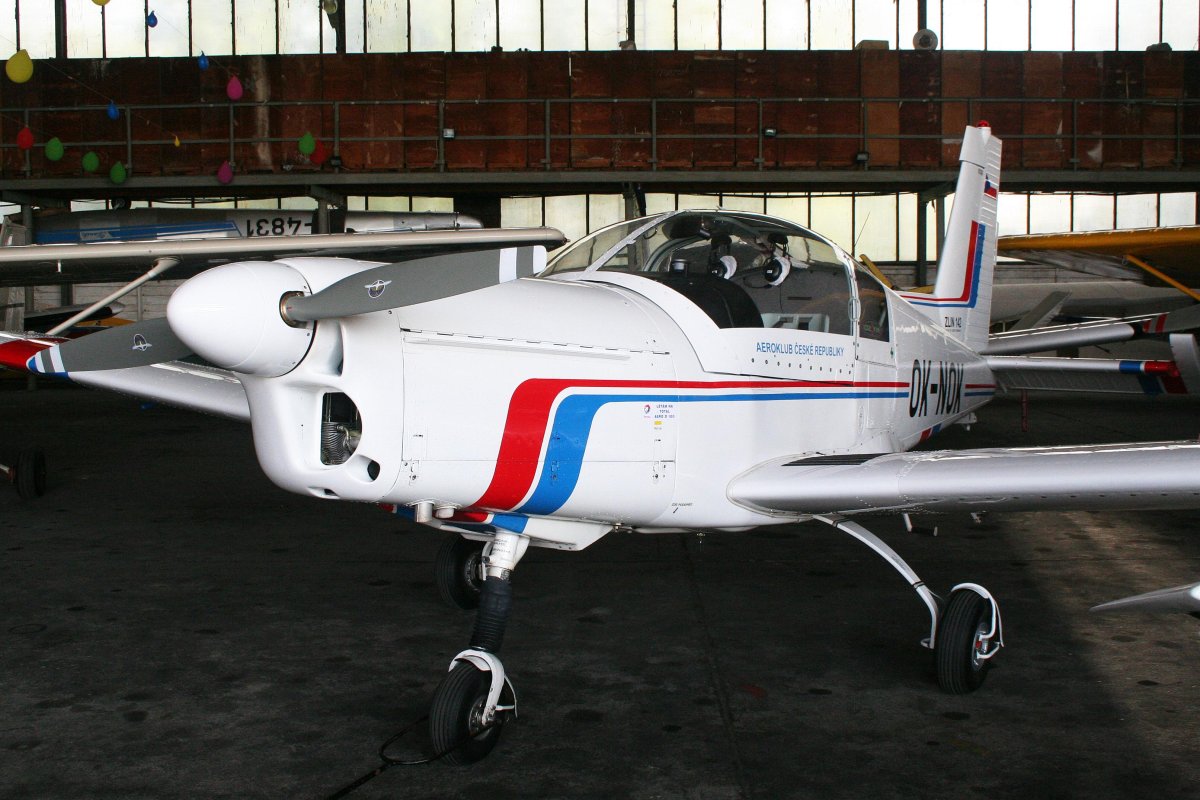 Zlin z-142 в России