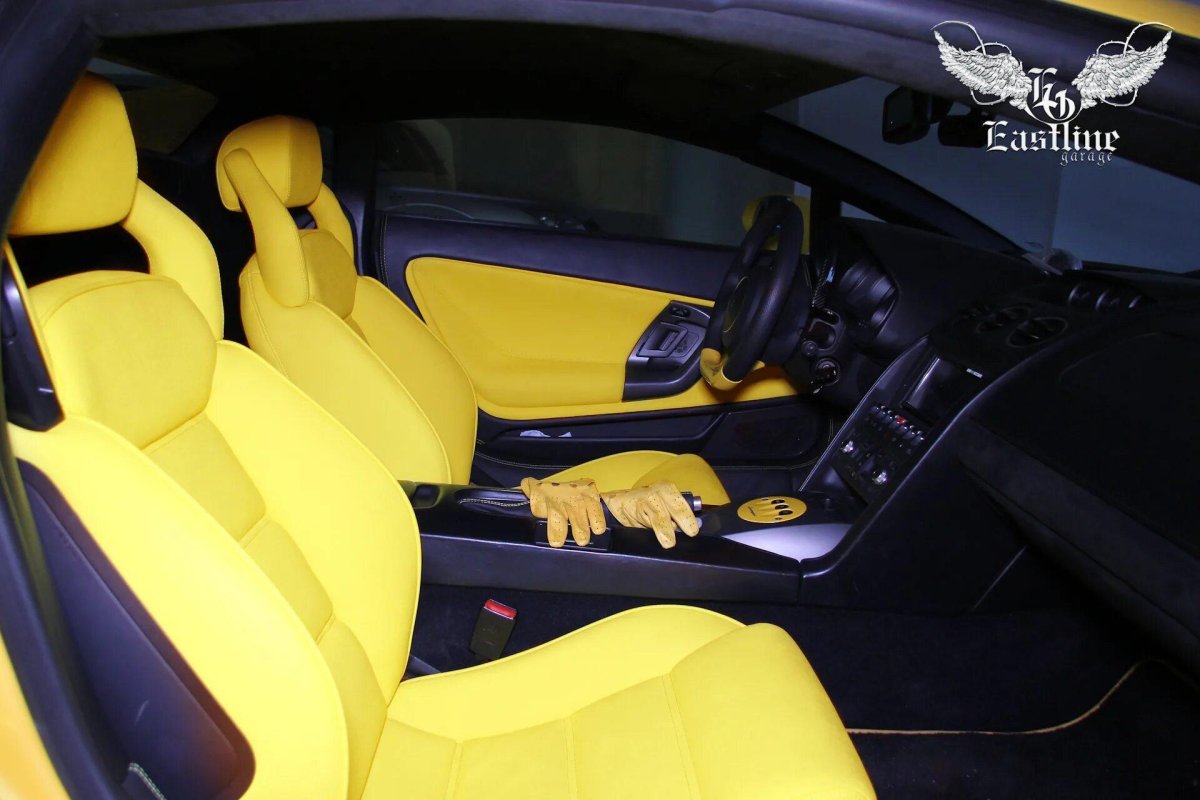 Lamborghini Gallardo салон