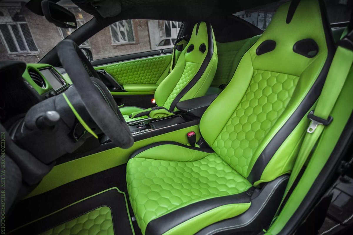 Continental gt2005 зеленый салон