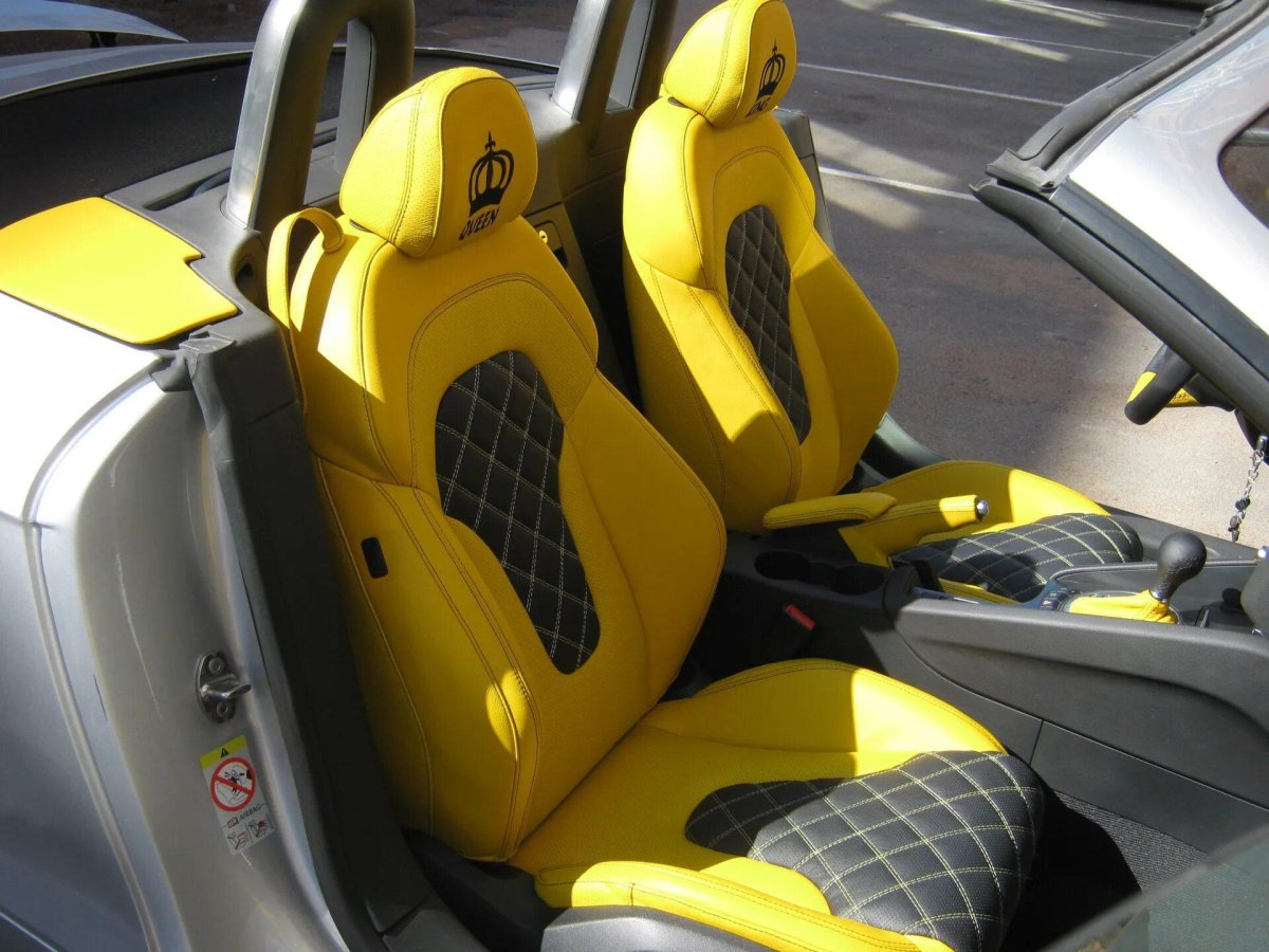 Чехлы для автомобилей жёлтого