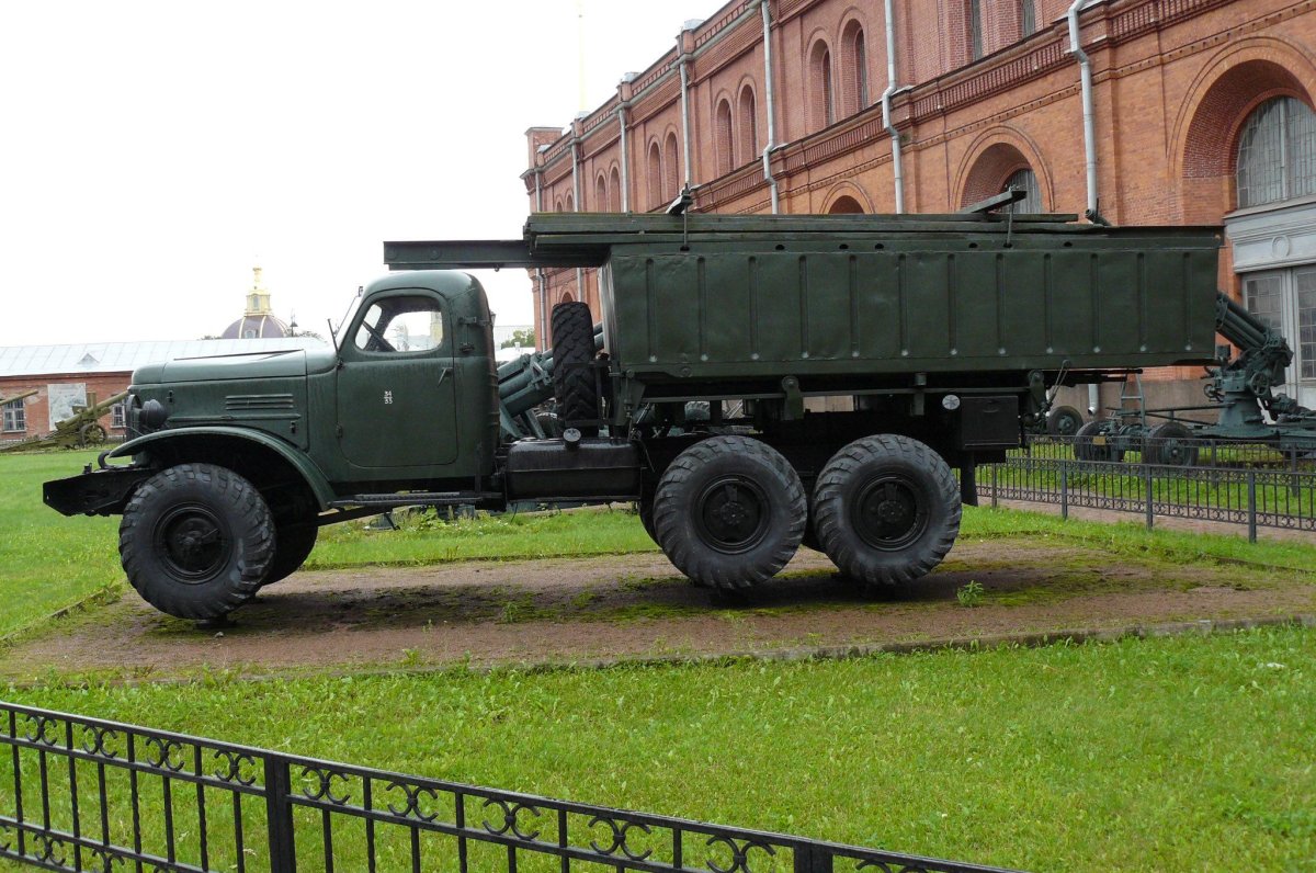 ЗИЛ 157 сбоку