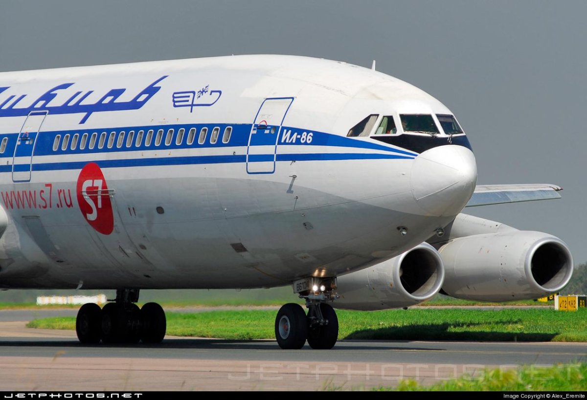 Ил-86 пассажирский s7