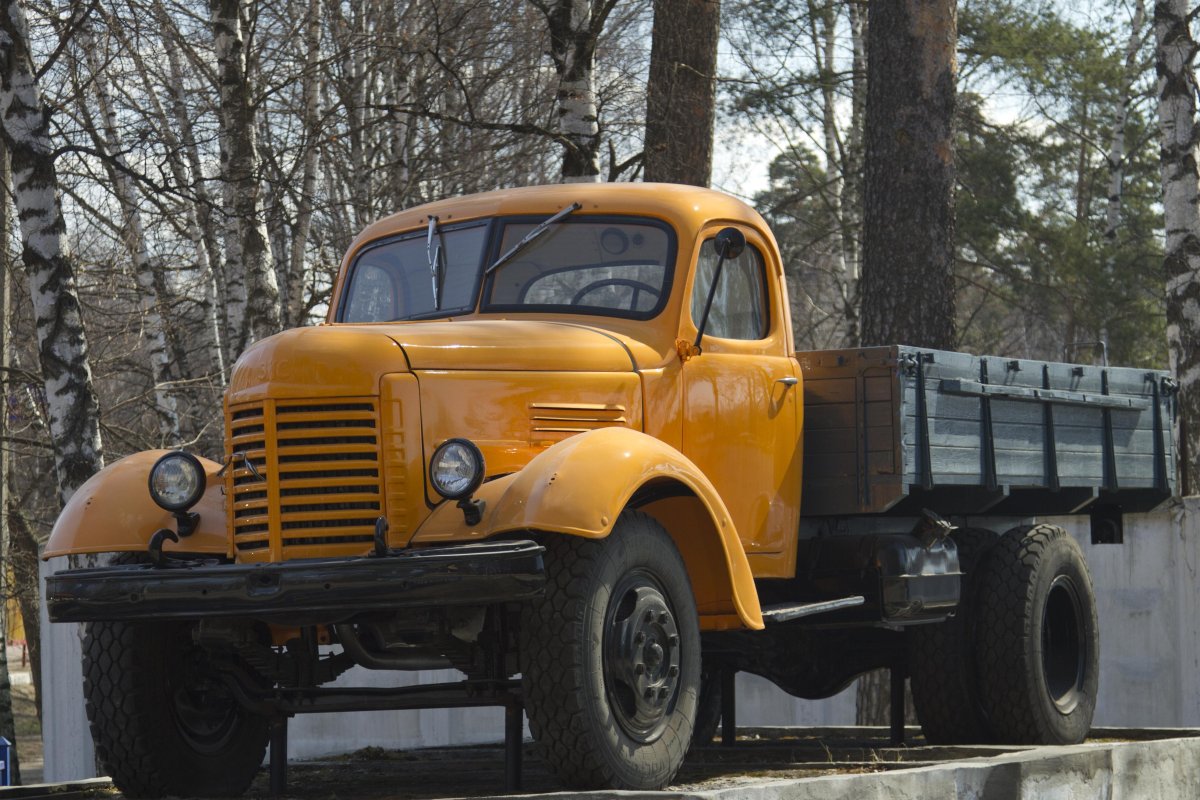 Грузовик ЗИС 150