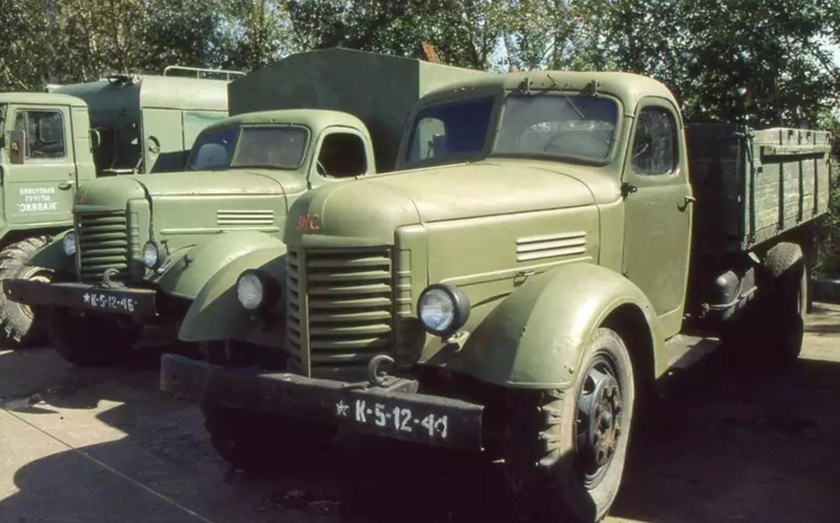 ЗИС 150 тягач