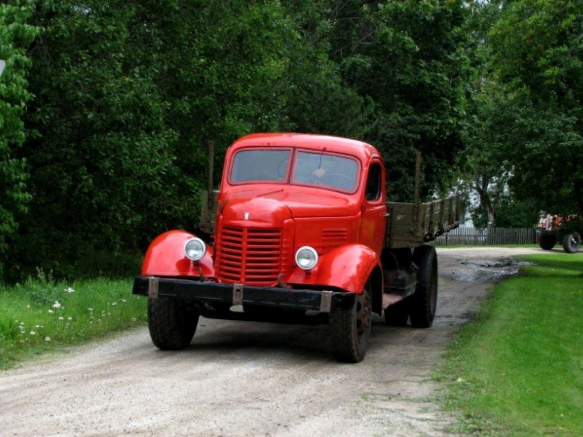 Грузовик ЗИЛ 150