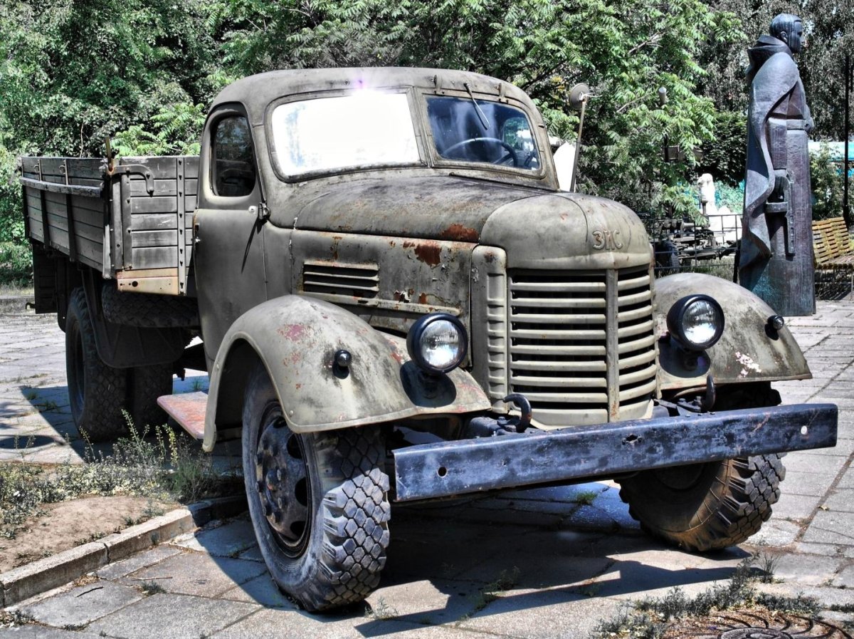 Автомобиль ЗИС 150