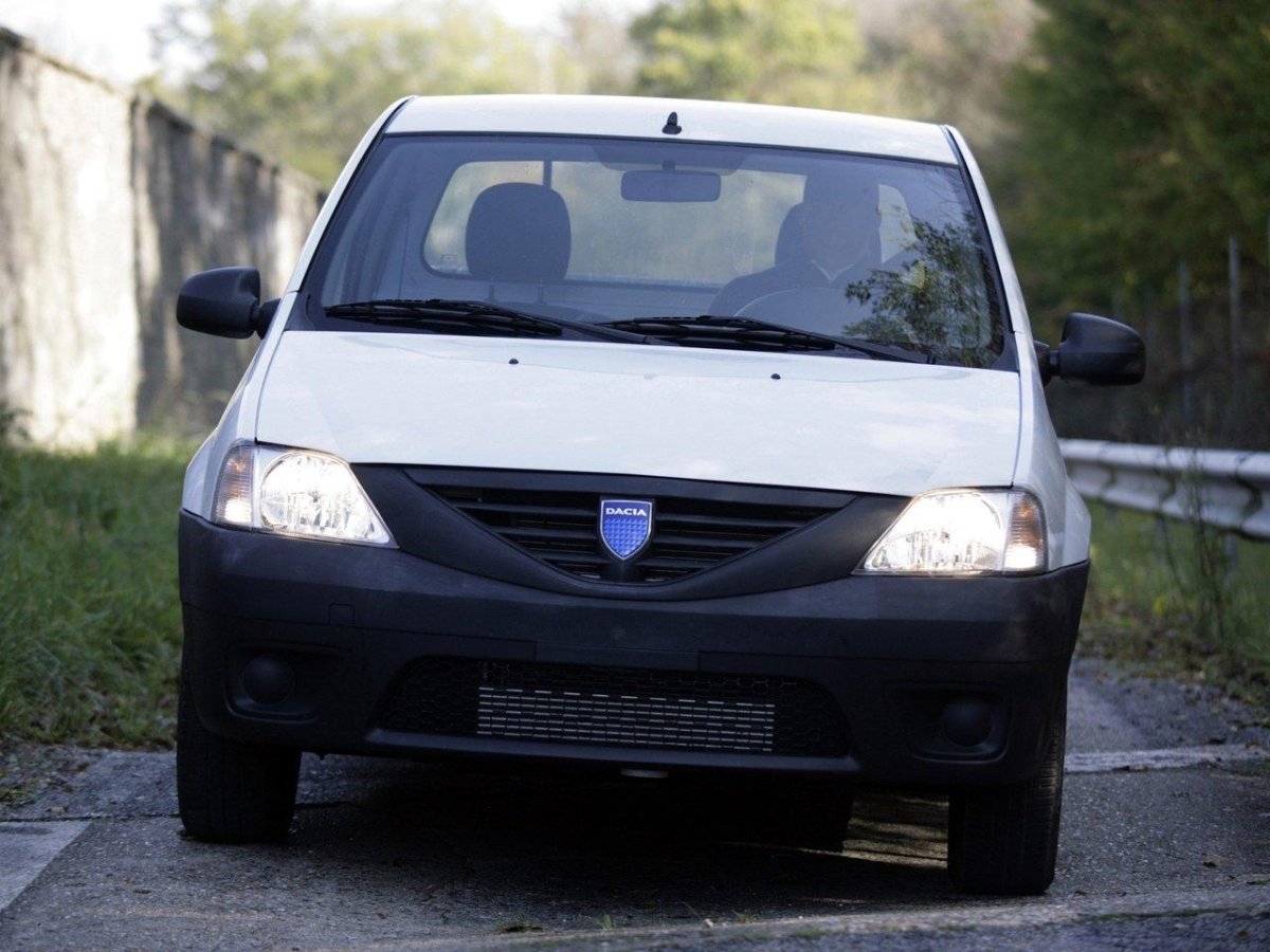 Dacia Logan 1.5 МТ, 2007