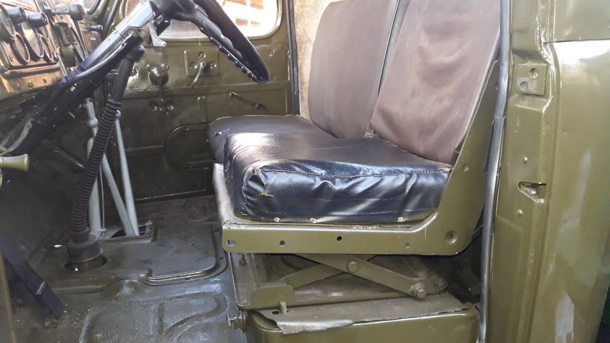 ЗИЛ 157 военный салон