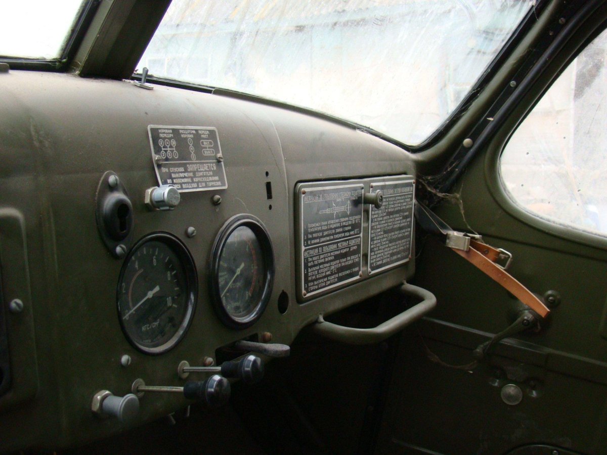 ЗИЛ 157 приборная панель