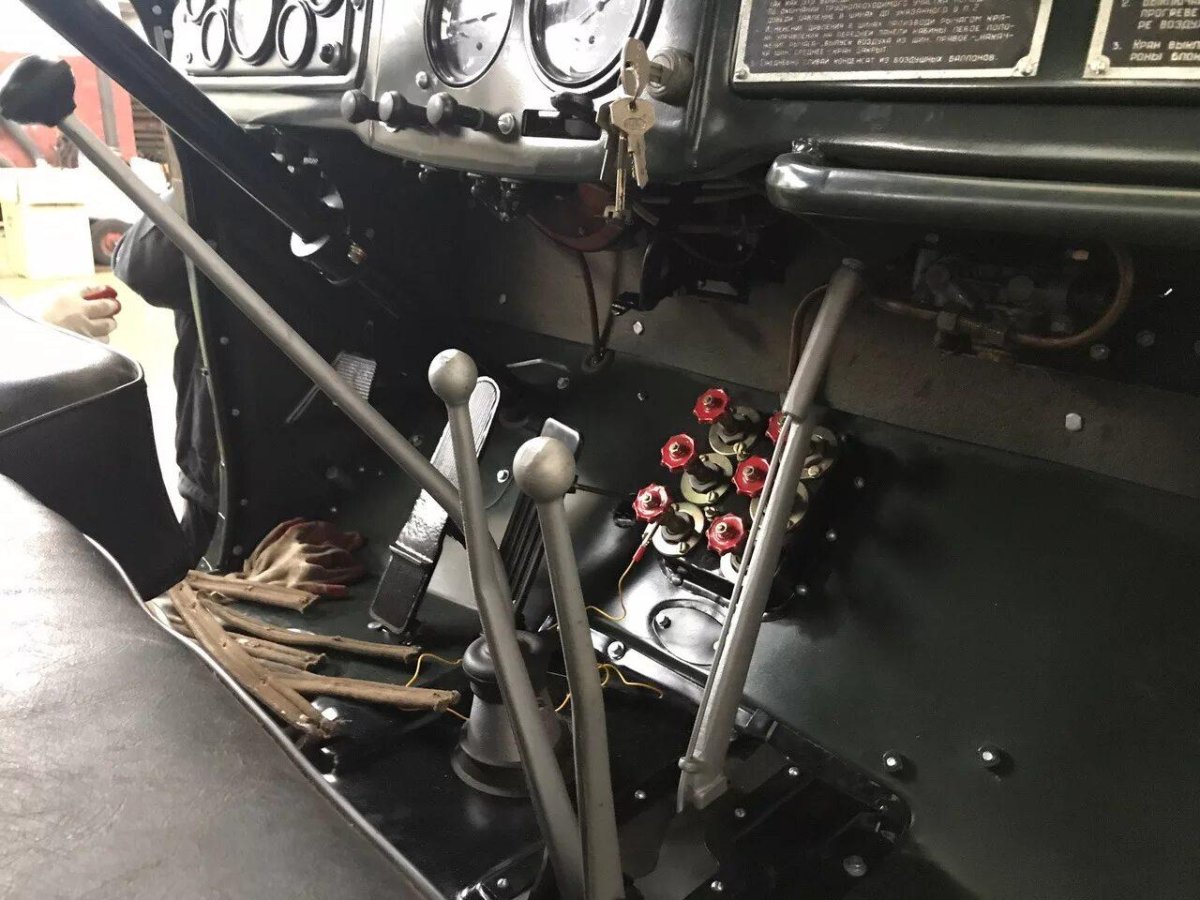 ЗИЛ 131 педали