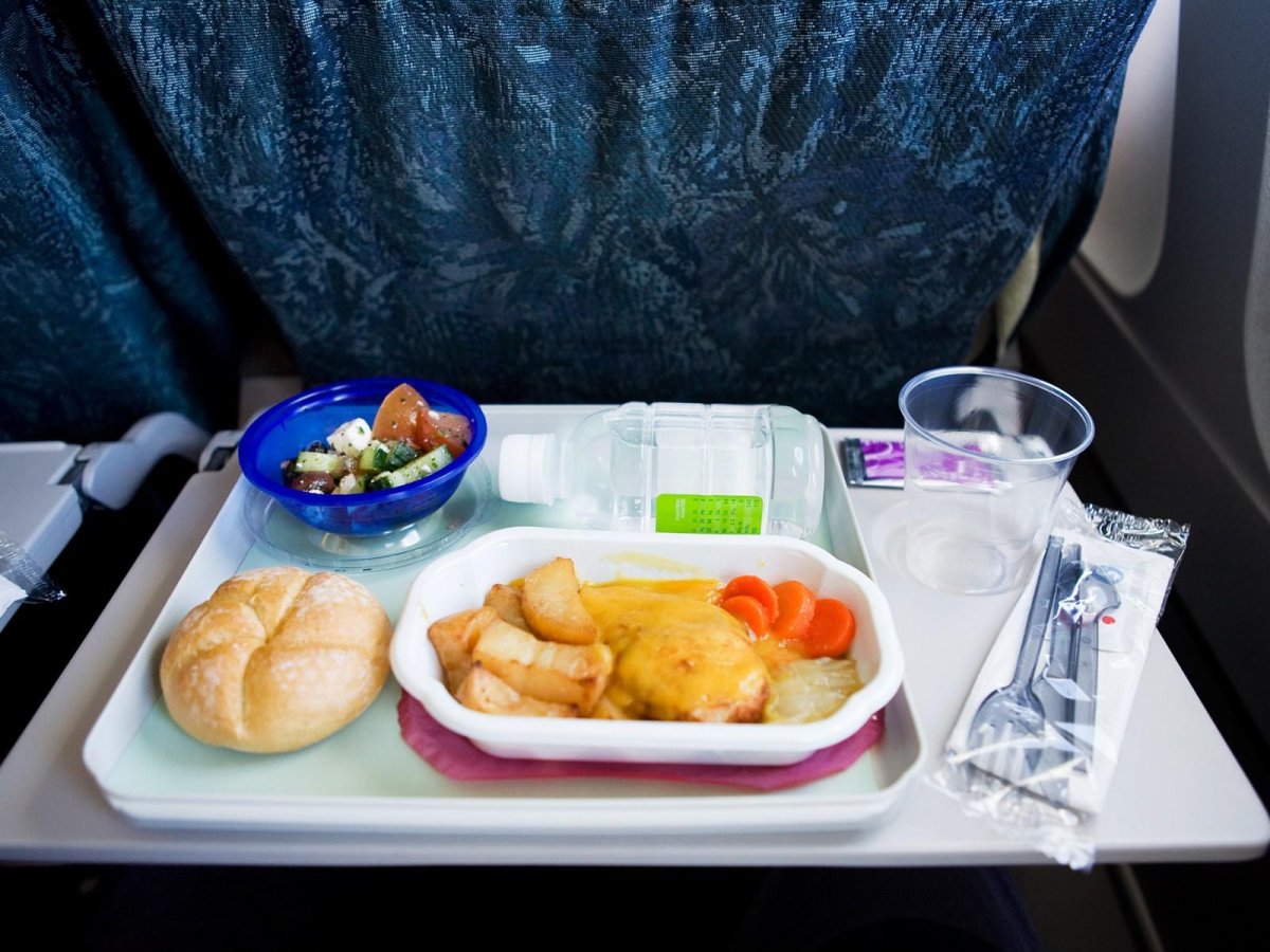 Еда в самолете
