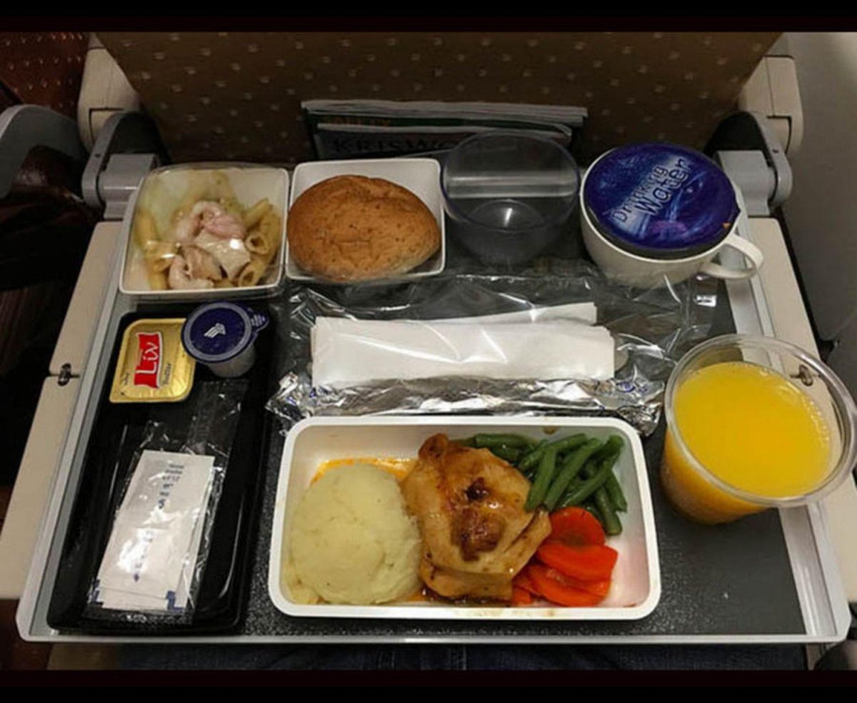 Сингапур Аирлинес эконом класс