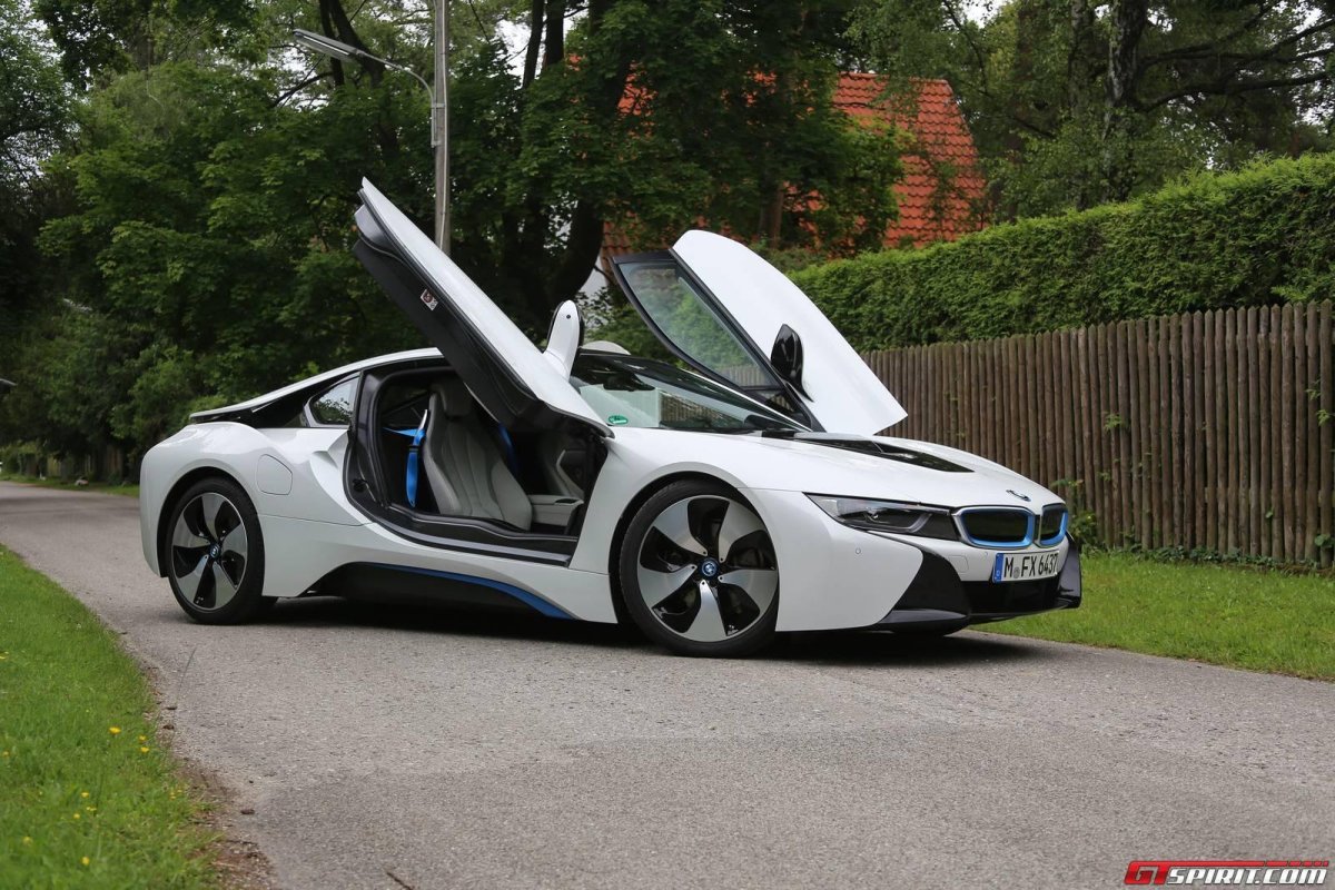 BMW i8 2016