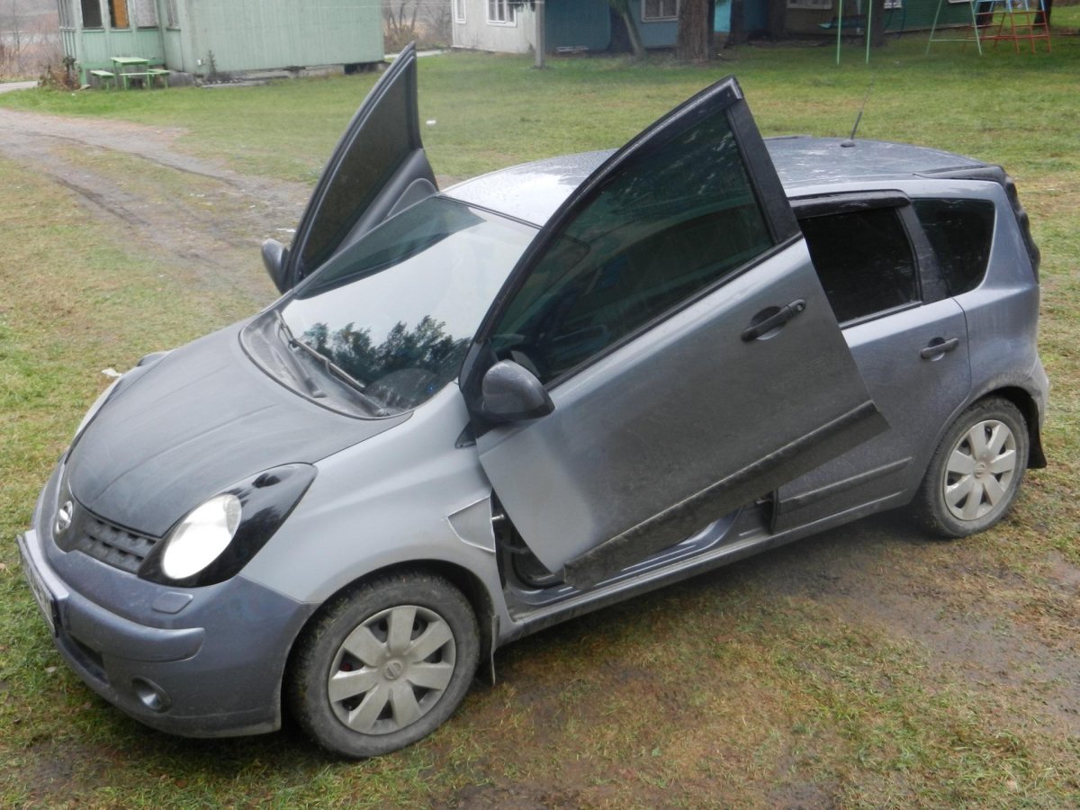 Тойота с открывающимися дверями