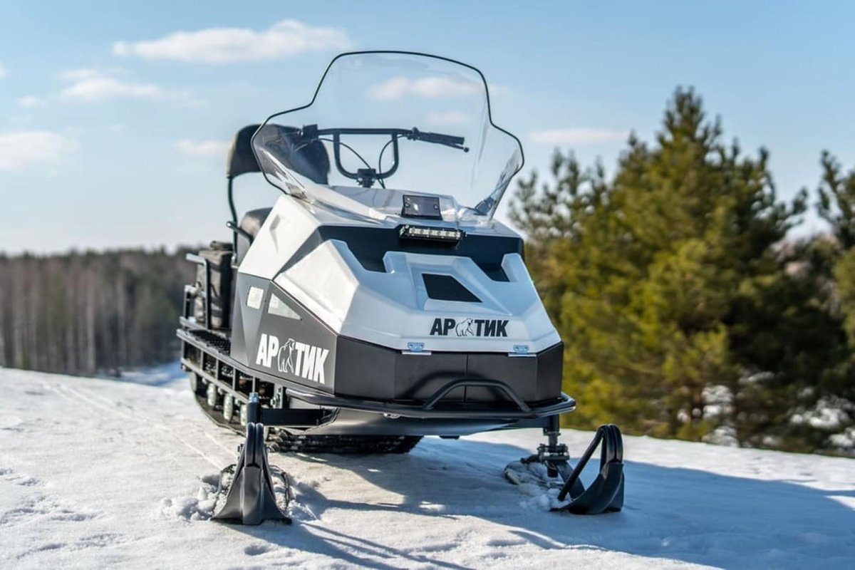Снегоход Арктик 4т 20