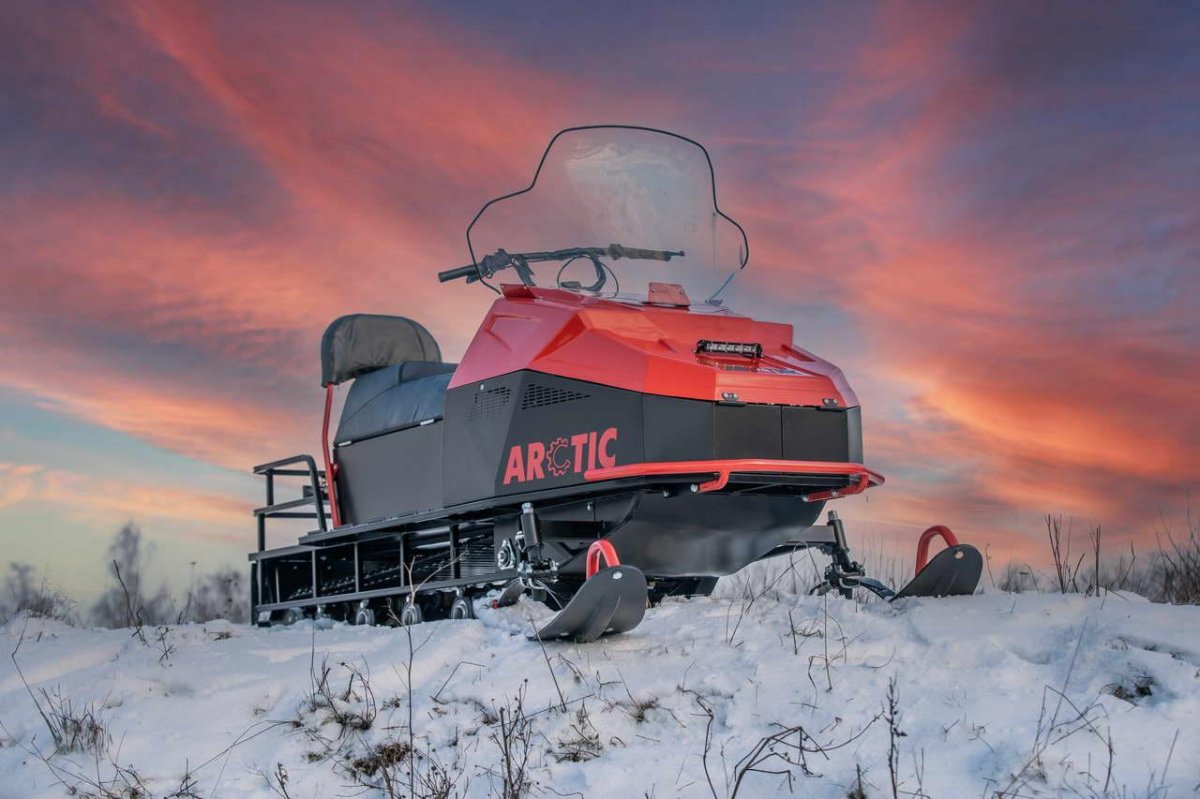 БТС Арктик снегоход