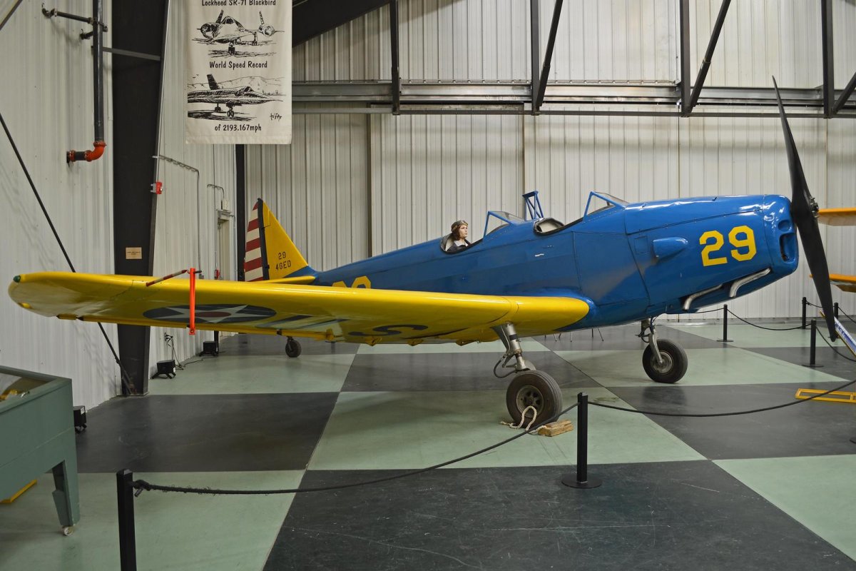 Fairchild pt-19