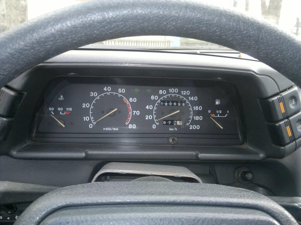 Пниьорнаяпанельваз 2110