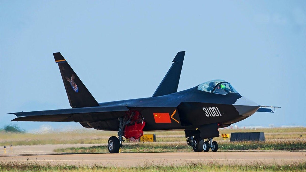 Истребитель Shenyang j-31