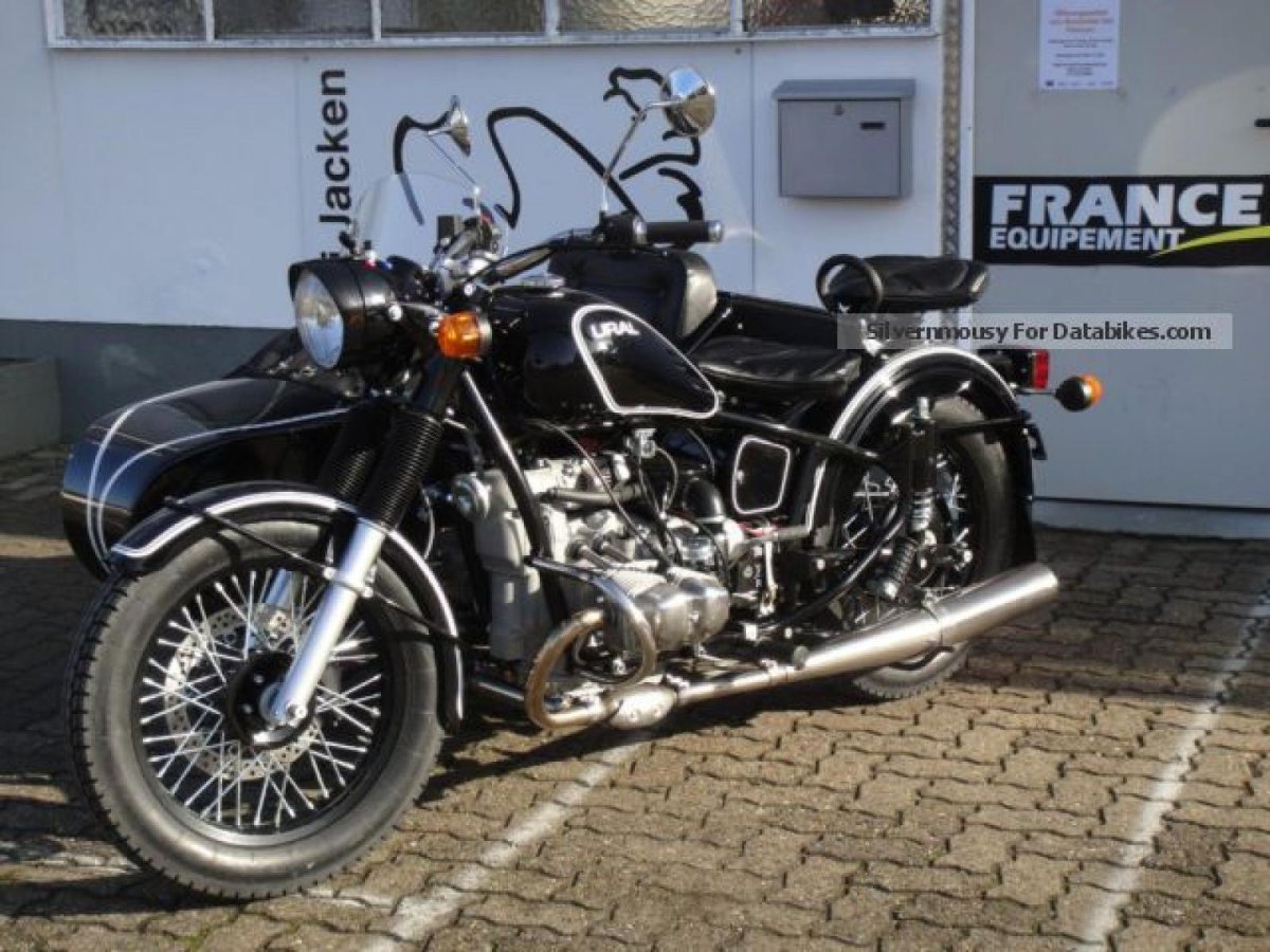 Мотоцикл Урал ретро м70 чёрный